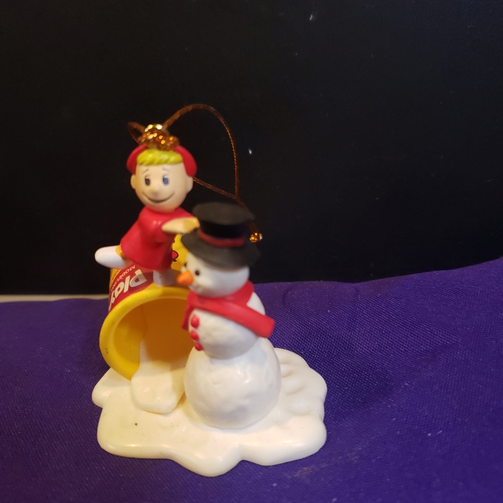 CHRISTMAS ORNAMENT - Picture 2 of 3